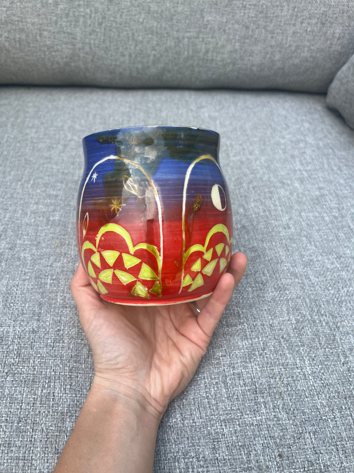 Moon arches vase