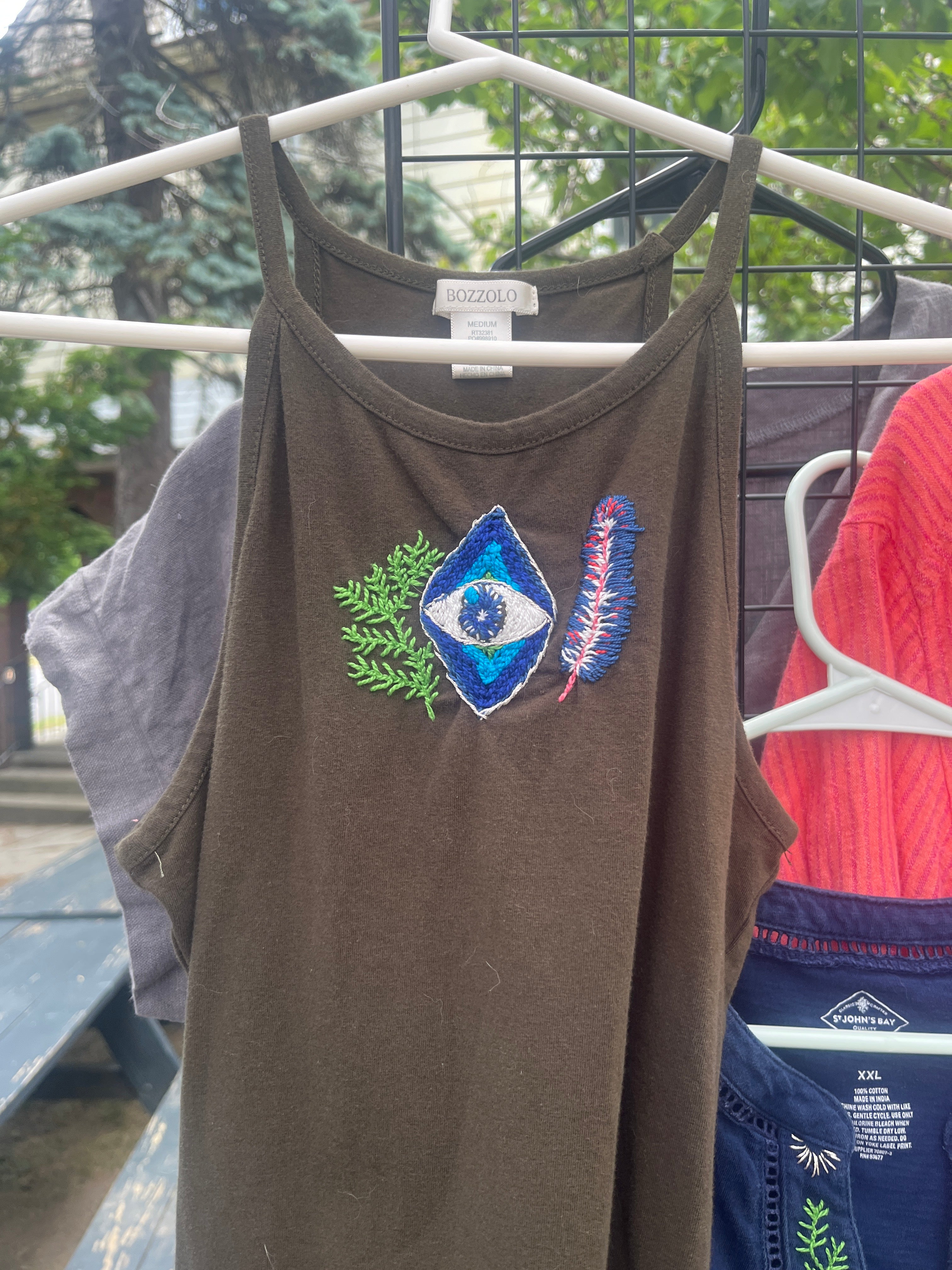 Magic Eye embroidered tank