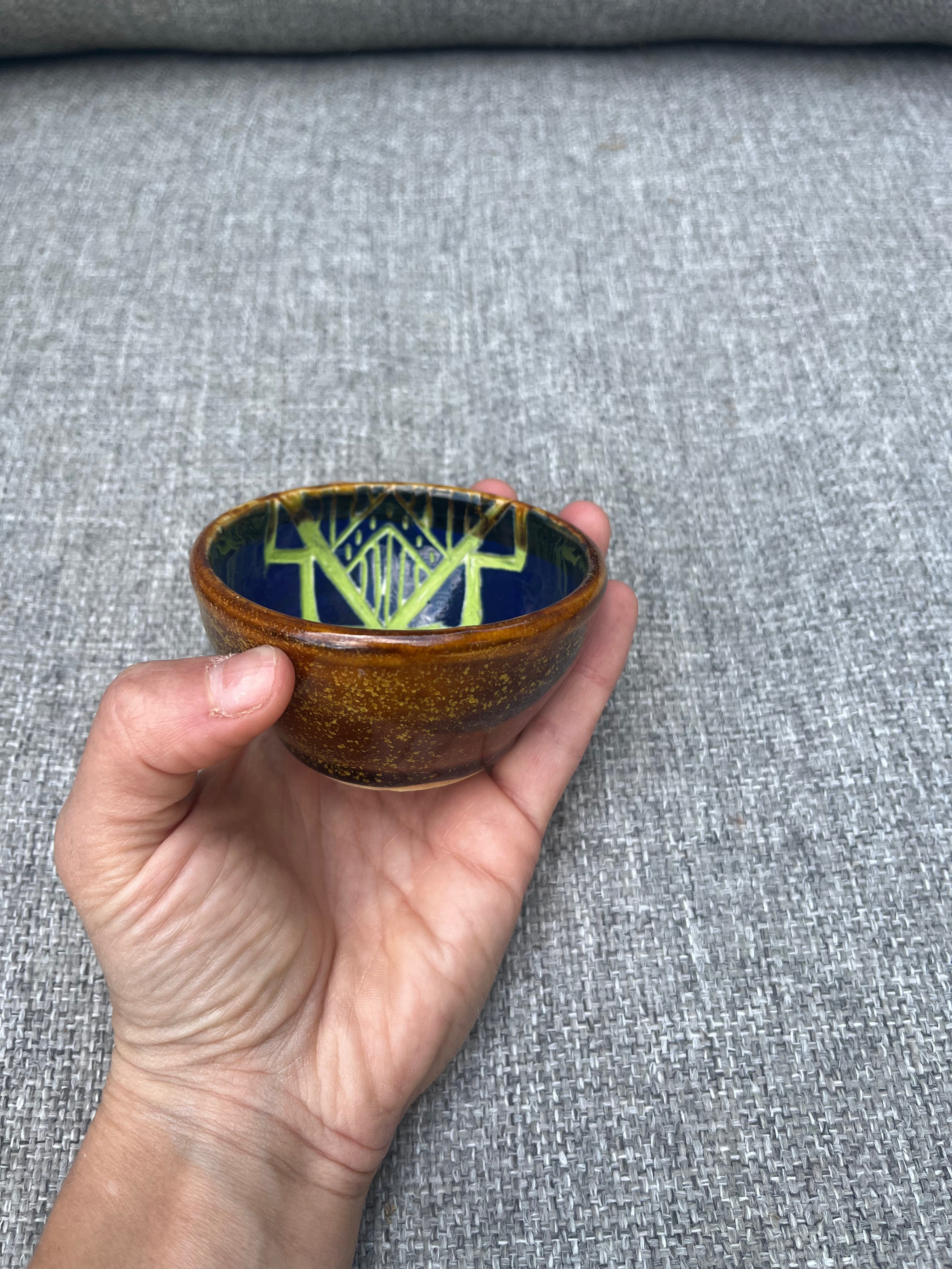 Heart line bowl