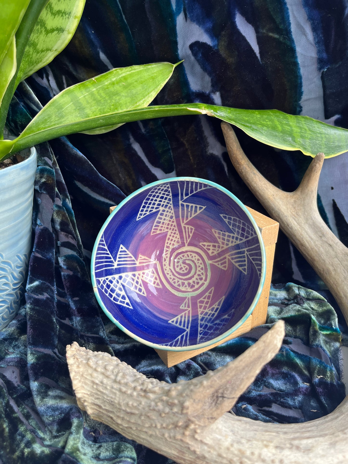 Lightning Spiral Bowl