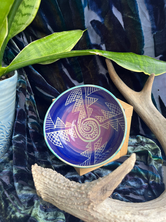 Lightning Spiral Bowl
